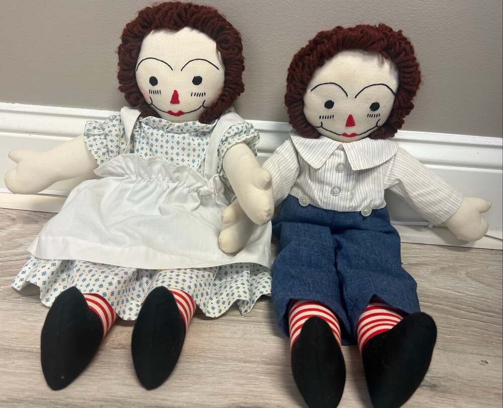 Raggedy Ann & Andy Style Cloth Rag Dolls Matching Pair 19” Yarn Hair